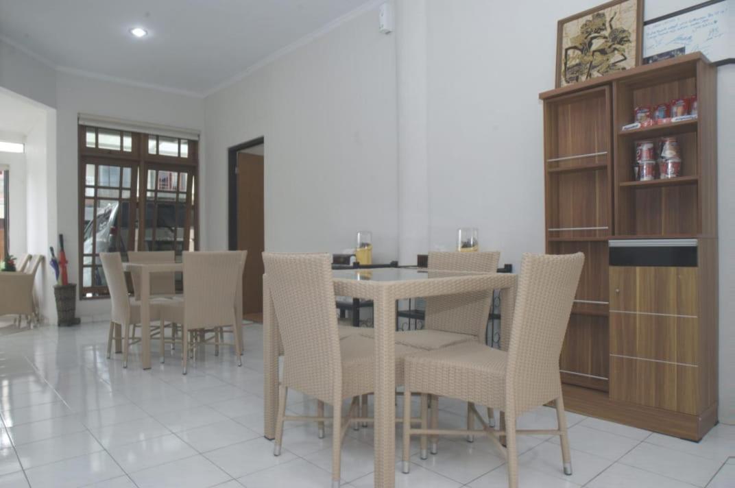 Omah Sastro 2 Hotel Jogjacarta Exterior foto